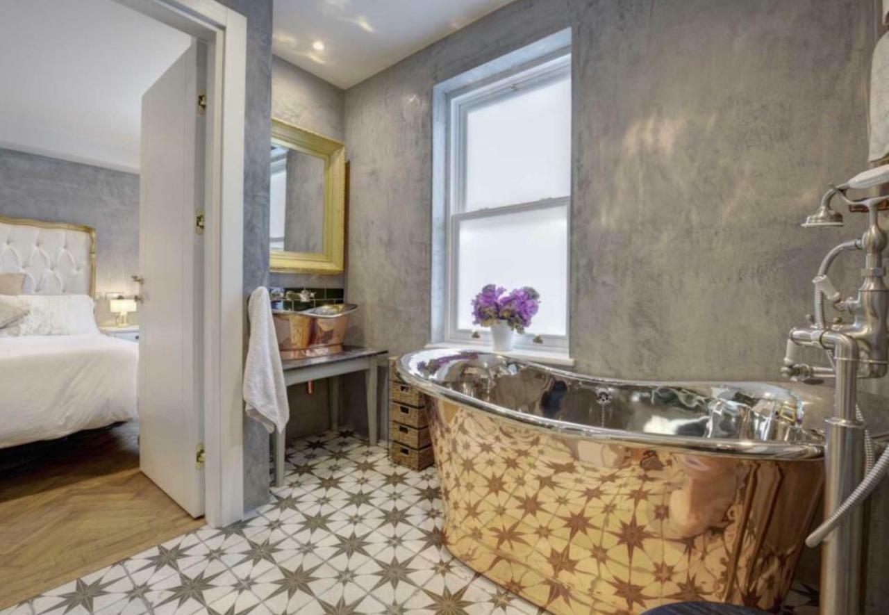 Stunning Gated Home Λονδίνο Εξωτερικό φωτογραφία
